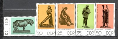 D.D.R.1976 Statuete de bronz din Muzeul de Stat Berlin SD.437 foto
