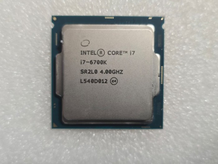 Procesor Intel Core i7-6700K, 4.0GHz, Skylake, 8MB, Socket 1151 - poze reale