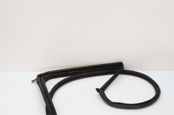 Garnitura ușă st&acirc;nga spate TESLA MODEL S 2014 OEM: TMSP-U03 | 11553996