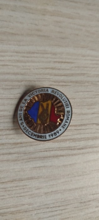 insigna revolutie