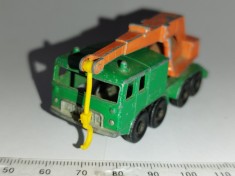 bnk jc Matchbox 30c 8 Wheel Crane Truck - regular wheels