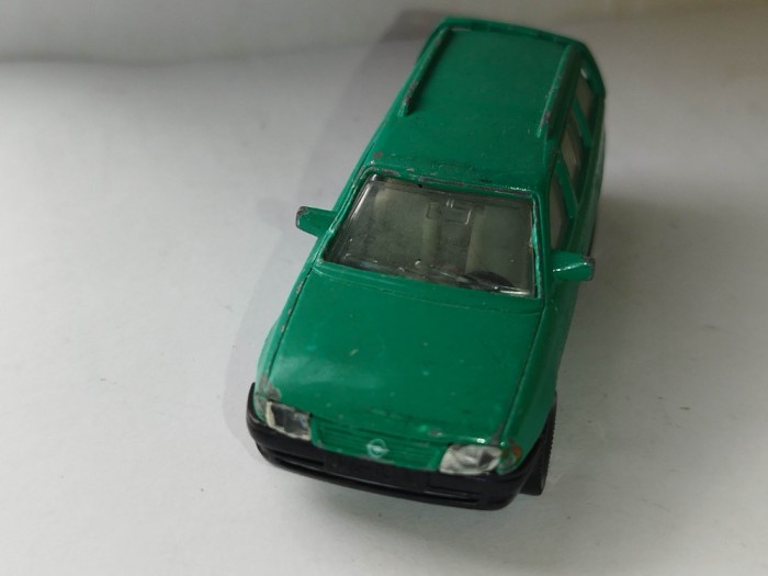 bnk jc Siku 1036 Opel Astra Caravan