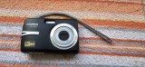 APARAT FOTO DIGITAL HYUNDAI DC-8367 DISPLAY SPART . SE DESCHIDE SE INCHIDE . FUNCTIONEAZA CU 2 BATERII AAA.