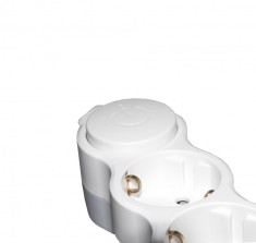 Prelungitor cu protectie pentru copii - 3 m lungime - 3 prize - buton on/off