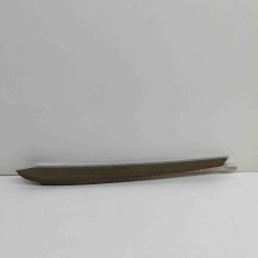 Ornament panou ușă st&acirc;nga față TESLA MODEL Y 2022 OEM: 1593823-03-C 23140189