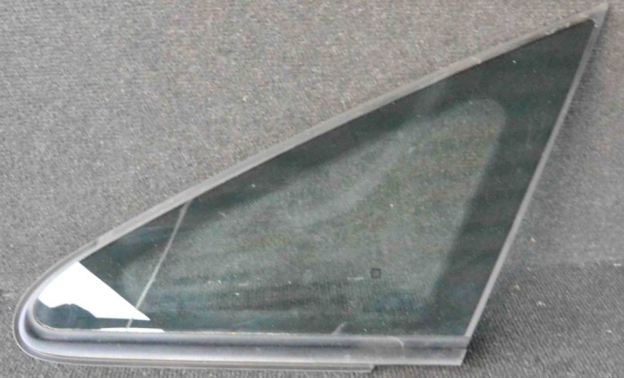 Geam lateral st&acirc;nga față OPEL ZAFIRA B A05 2005 OEM: MPV | 1666944