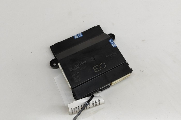 Unitate de control scaun dreapta față TOYOTA C-HR _X2_, _H2_ 2023 OEM: 89710-10010 | 30437194