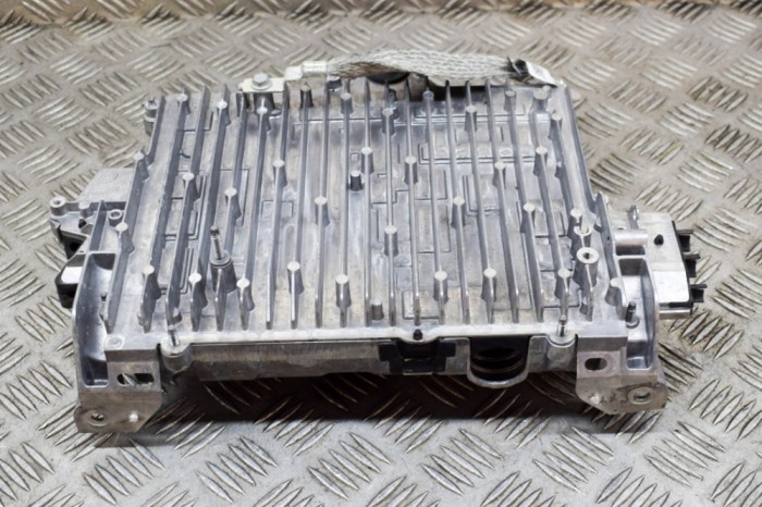 Unitate de control suspensie pneumatică TESLA MODEL 3 2019 OEM: 1118182-04-H 14890731
