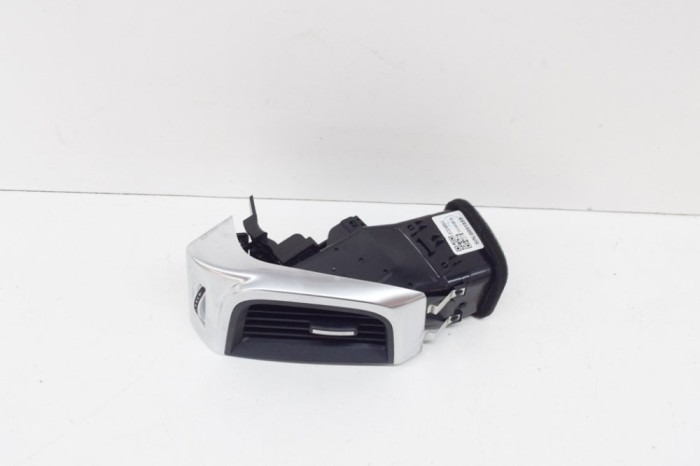 Gura de ventilație planșa de bord JAGUAR E-PACE X540 2019 OEM: J9C3-018B09-AD | 14371214