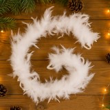 Ghirlanda pentru decor sau bradul de Craciun, model puf si pene, 180cm, alb Household NewTrend