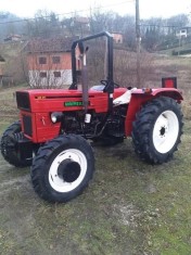 Tractor&nbsp;UNIVERSAL 445&nbsp;DTC