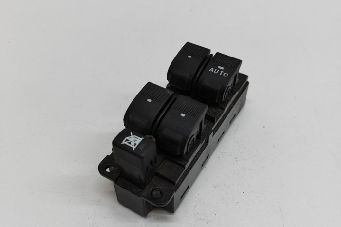 Buton geam ușă dreapta față FORD RANGER TKE 2016 OEM: EB3T-14A132-EGWSA 31282237
