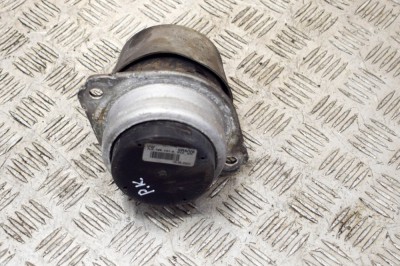 Suport motor st&amp;acirc;nga VW TOUAREG 7LA, 7L6, 7L7 2004 OEM: 7L6199131A | 14261804 foto