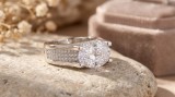 Cumpara ieftin Inel din argint 925 cu zirconiu stralucitor - Model Solitaire Elegant