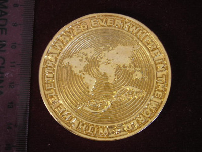 QW1 111 - Medalie - tematica comunicatii - Elettra comunications Ploiesti - 2004 foto
