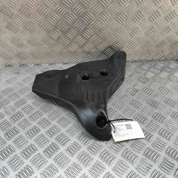 Scut motor dreapta spate BMW X2 F39 2020 OEM: 6858414