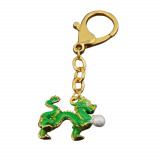 Amuleta feng shui din metal dragon verde cu perla 2024, Stonemania Bijou