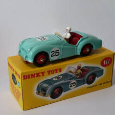 bnk jc Dinky DeA Mattel - Dy-111 TRIUMPH TR2 SPORTS - 1/43 - nou in cutie