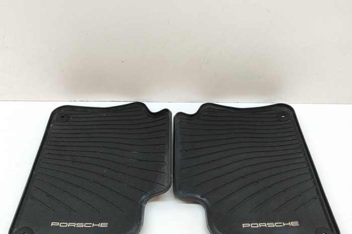 Set covorașe PORSCHE PANAMERA 970 2010 OEM: 97004480000,97004480001 | 30781343