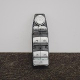 BMW 7 G11, G12 2017 OEM: 9382502 SKU: 2757450