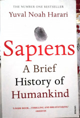 Yuval Noah Harari, SAPIENS: A BRIEF HISTORY OF HUMANKIND foto