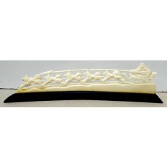 SANIE TRASA DE CAINI HUSKY, SCULPTURA IN OS, SECOL 20
