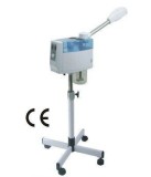 Cumpara ieftin Vapozon cosmetica cu lampa cu ozon
