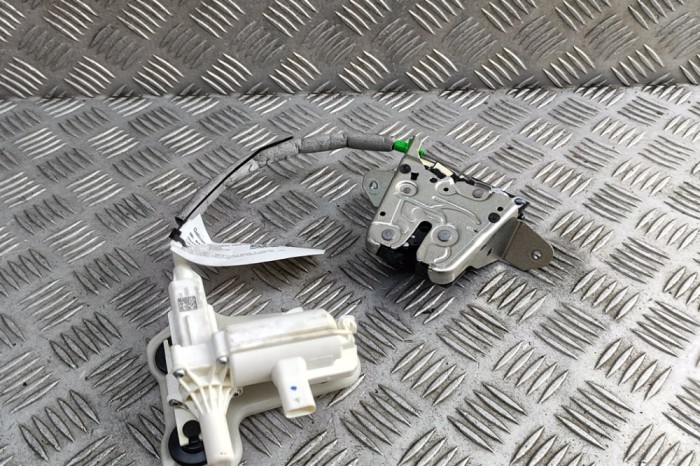 &Icirc;ncuietoare haion MERCEDES-BENZ E T-Model S213 2018 OEM: A0999068600,A0997400400 31027390