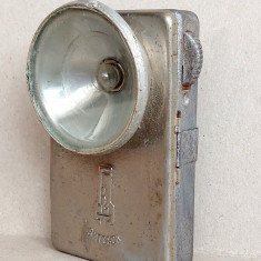 Lanterna metalica de colectie marca VITEBSK, URSS anii 50 functionala