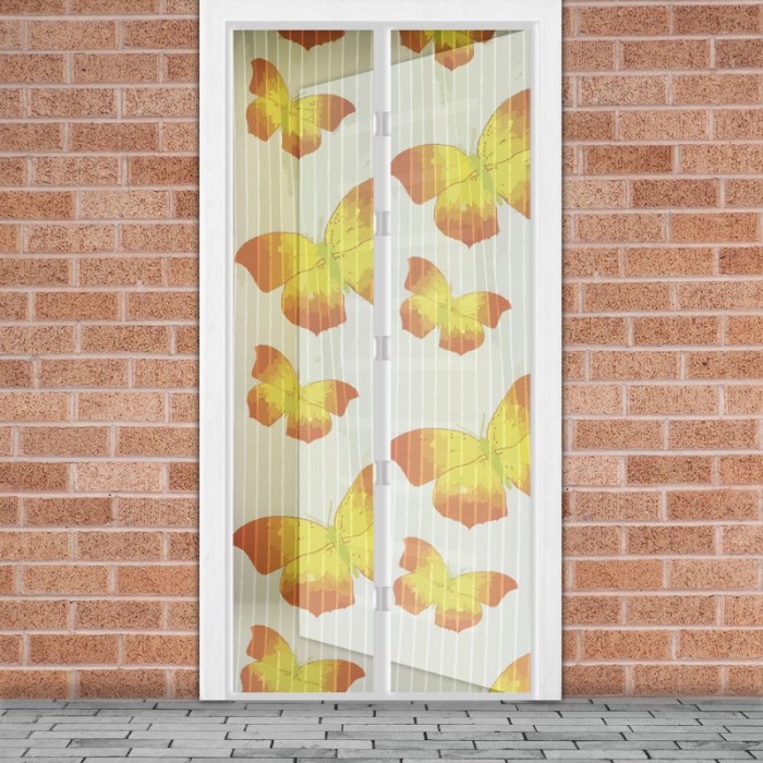 Plasa tantari pentru usa Delight Yellow Butterfly, 100 x 210 cm, inchidere magnetica