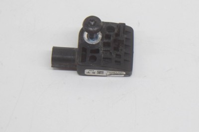 Senzor de impact st&amp;acirc;nga față TESLA MODEL S 2017 OEM: 1005274-00-B | 12563909 foto