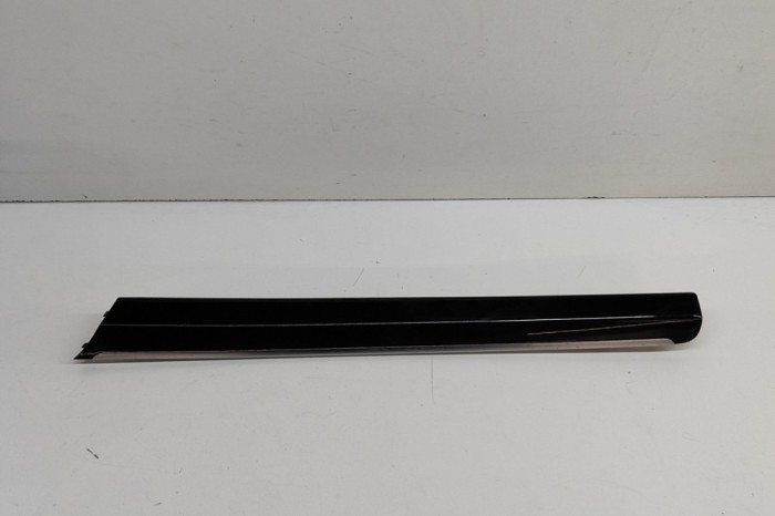 Ornament panou ușă st&acirc;nga spate AUDI Q7 4L 2007 OEM: 4L0867419,4L0867419E | 29772143