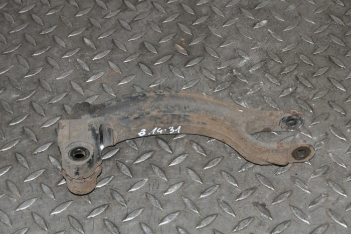 Braț inferior dreapta față AUDI A8 D4 4H_ 2011 OEM: 8r0413b 11782529