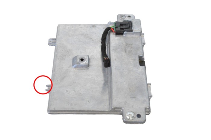 Stație de &icirc;ncărcare wireless TESLA MODEL Y 2022 OEM: 1755100-90-D 24596685