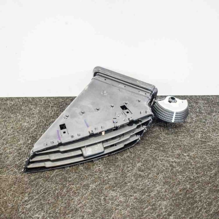 Gura de ventilație planșa de bord FORD KUGA II DM2 2016 OEM: F1CB-R014L21-BCW 3330189