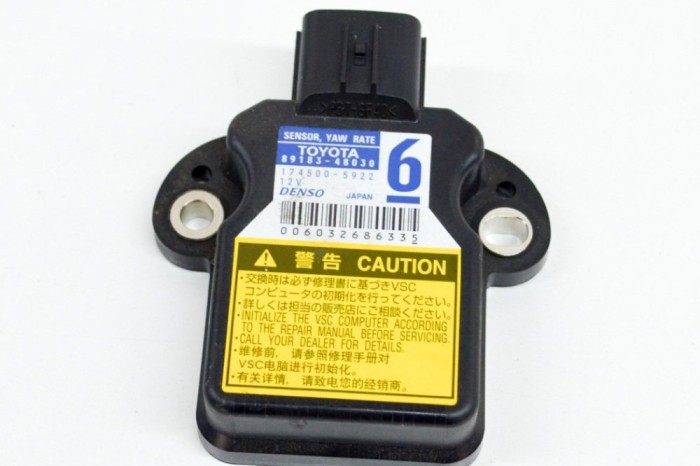 Senzor de accelerație TOYOTA AURIS _E15_ 2010 OEM: 89183-48030,174500-5922 14481549