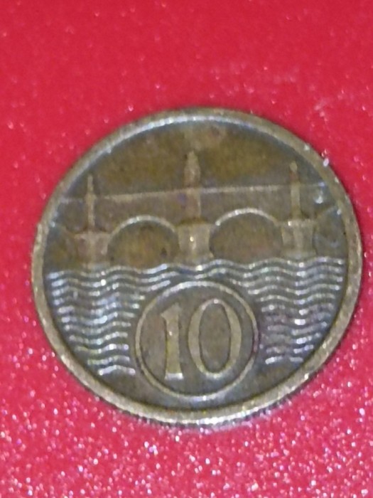 10 haleru 1922 [poze]. Discount conform descriere [10 - 20 %. Vezi descrierea.].