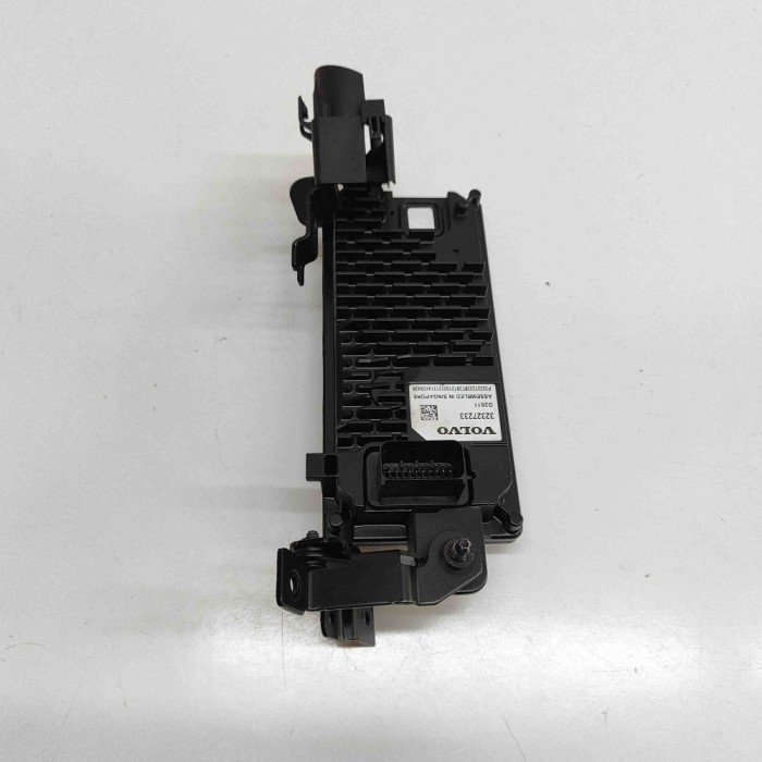 Camera față VOLVO V60 II 225, 227 2022 OEM: 32327233 32396313