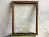 arta / design / vintage - Rama deosebita din lemn pentru fotografii sau diverse lucruri !