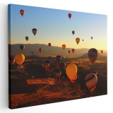 Tablou peisaj cu baloane cu aer cald la apus Tablou canvas pe panza CU RAMA 30x40 cm