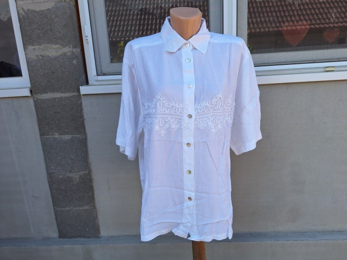 **Gazelle | tricou, camasa dama | bust 112 cm | mar. 38 - 40 | M - L