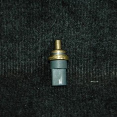 Senzor de temperatură VW PASSAT B7 362 2011 OEM: 06A919501A