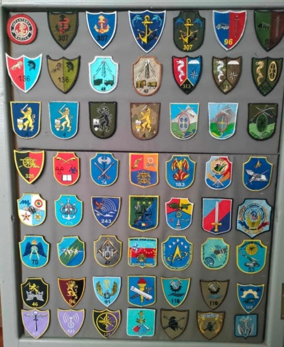 Embleme militare