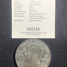 Moneda 5 dollar 1988 comemorativa Anglia
