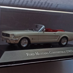 Macheta Ford Mustang Convertible 1965 alb - IXO/Altaya 1/43