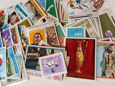 Plic filatelic - 100 de timbre, Romania stampilate foto