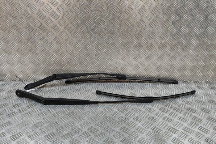 Braț ștergător față BMW X2 F39 2020 OEM: 7429710,7429705 29039192
