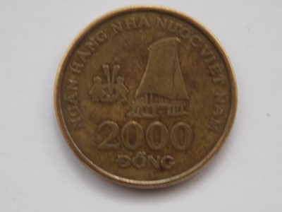 2000 DONG 2003 VIETNAM foto