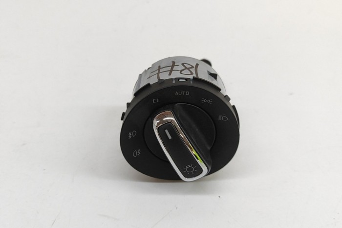 Modul de control comutator faruri SKODA SUPERB II Estate 3T5 2011 OEM: 3T0941431B | 30045497