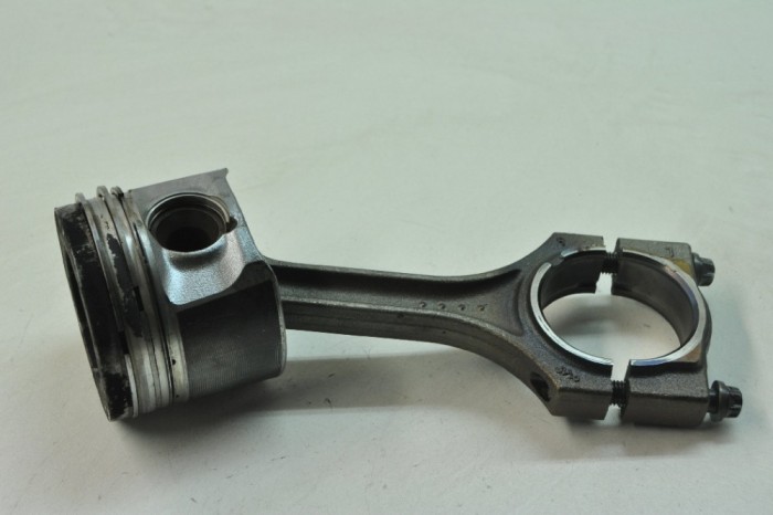 Piston MINI COUNTRYMAN R60 2012 11522263